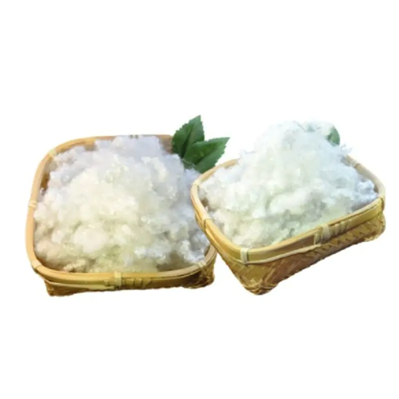 Können Polyesterfasern recycelt werden und wie funktioniert das?